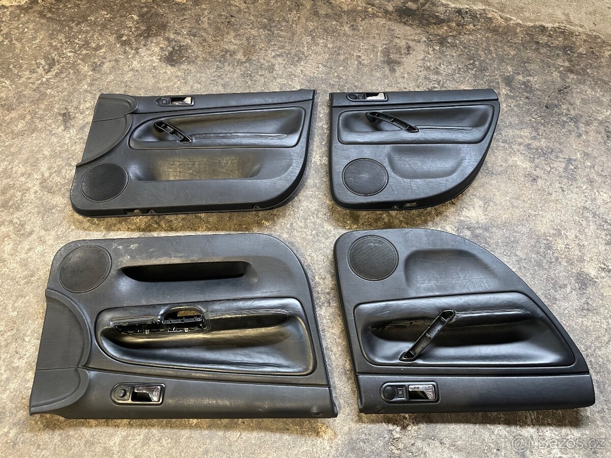 Prodám sadu sedaček VW Passat - 8