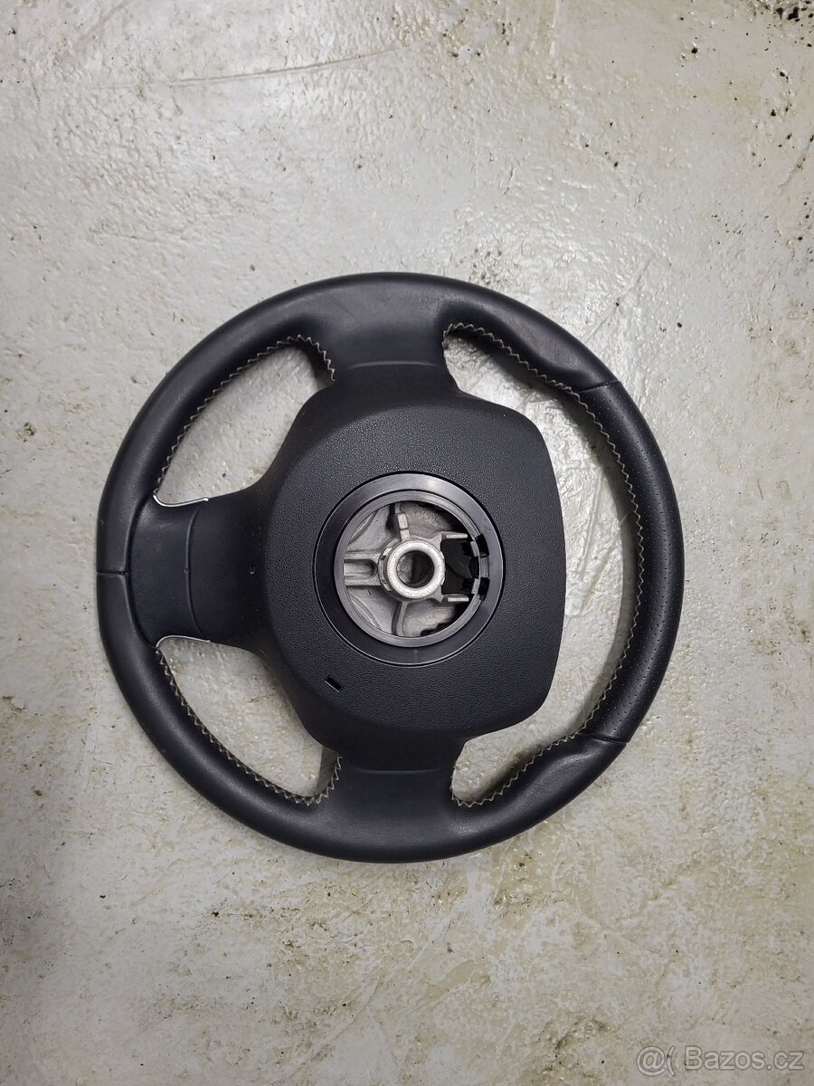 Kožený volant Citroen C3 Picasso - 8