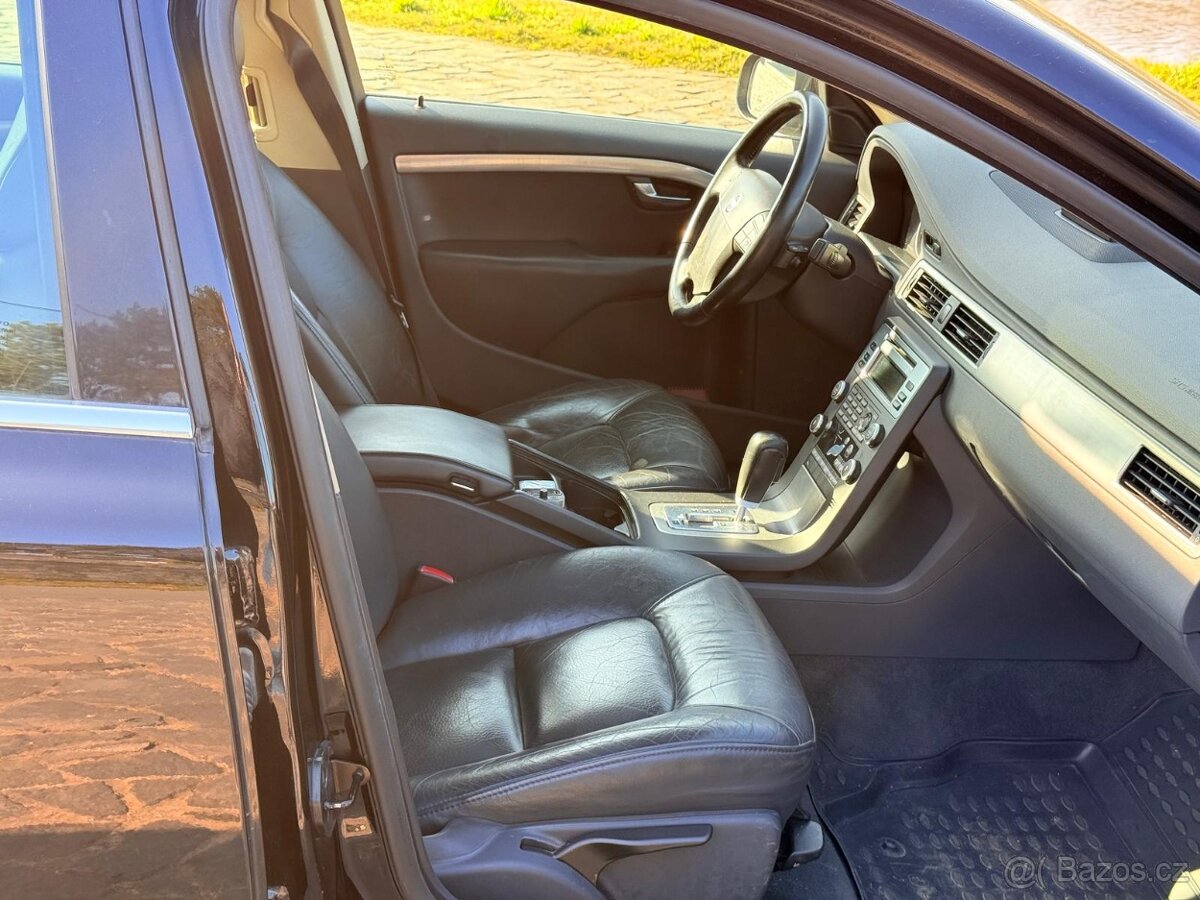 VOLVO S80 2.4D D5 - 8