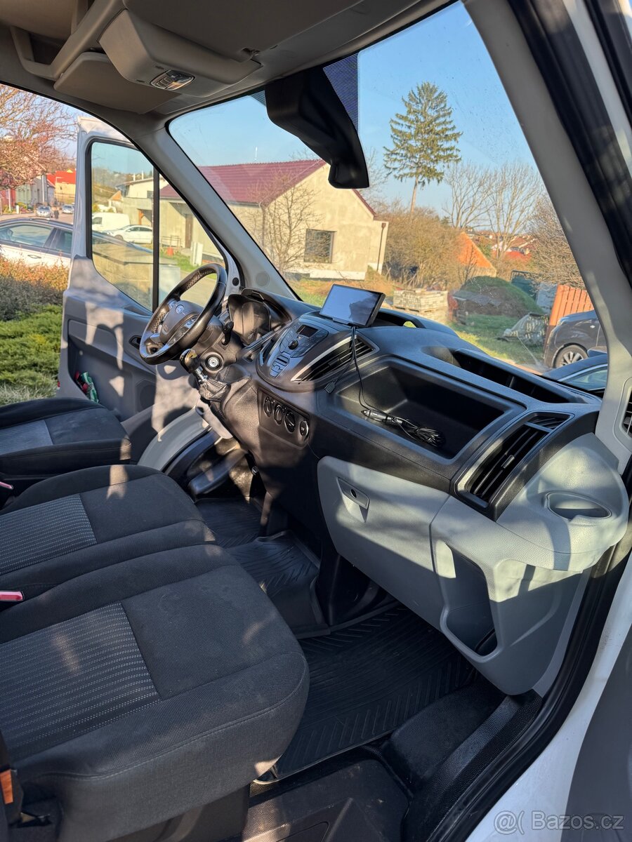 Obytná dodávka Ford Transit - 8