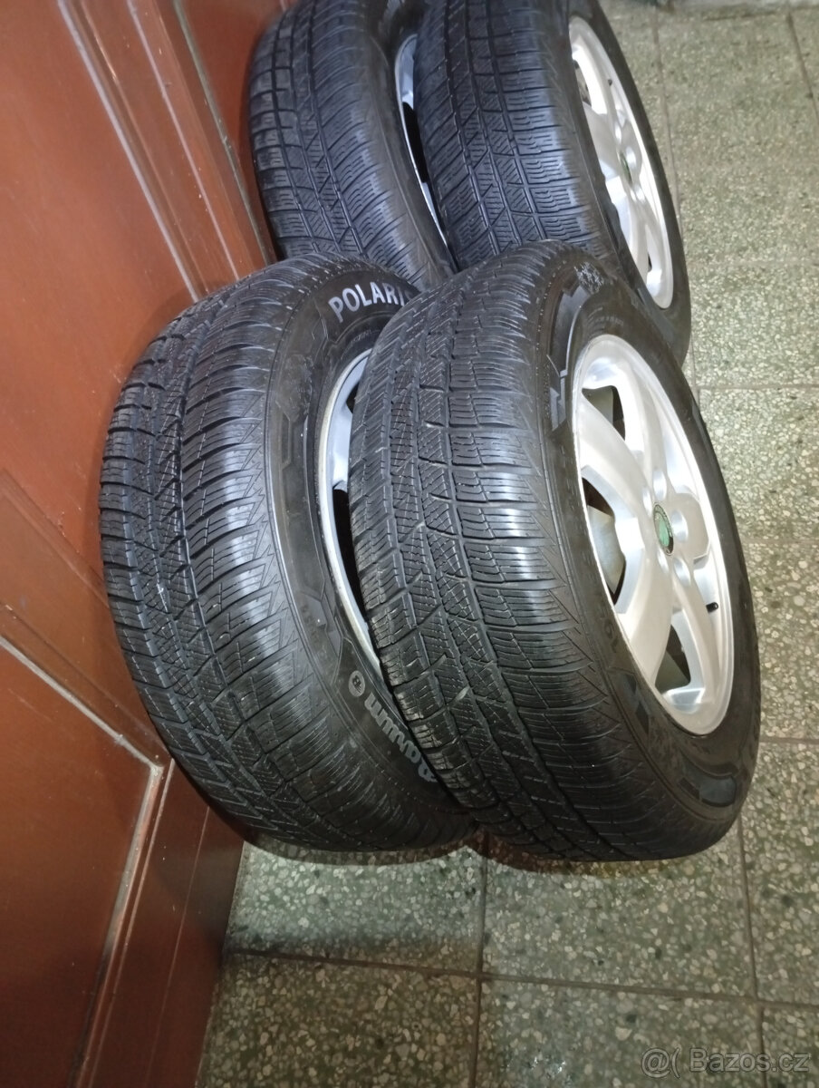 Škoda Octavia 1 195/65 R15 Barum Polaris 5 - 8