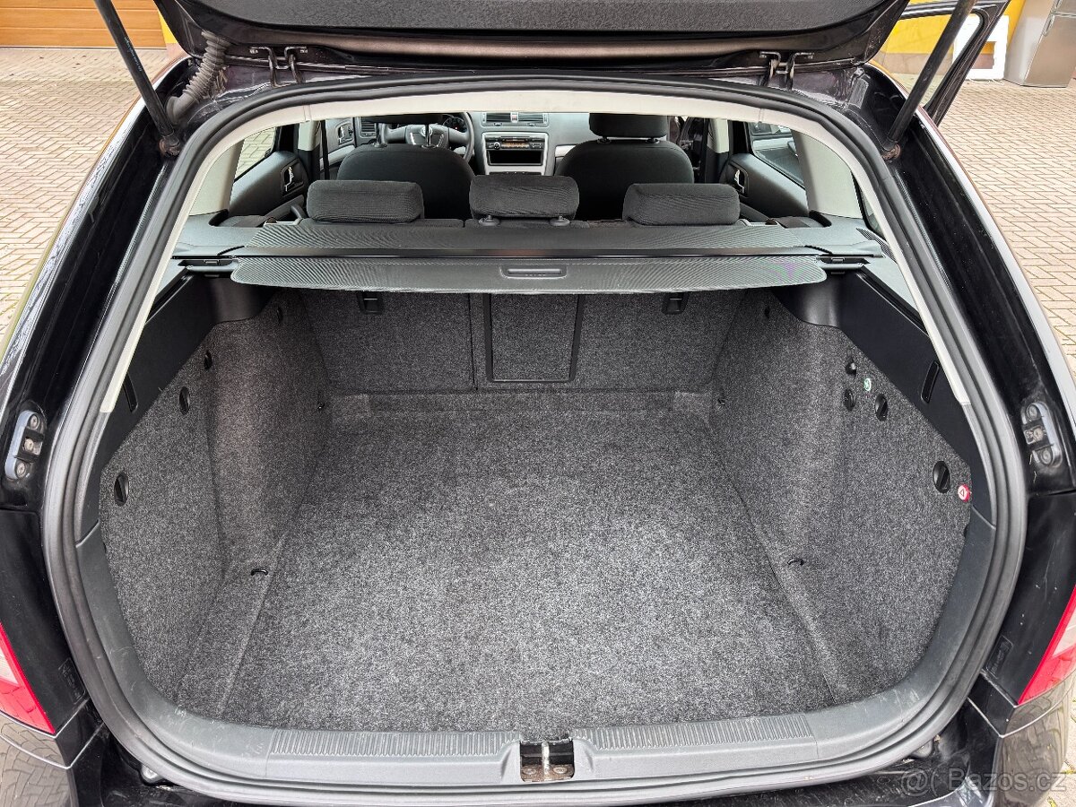 Škoda Octavia kombi 2.0 TDi Facelift - 8