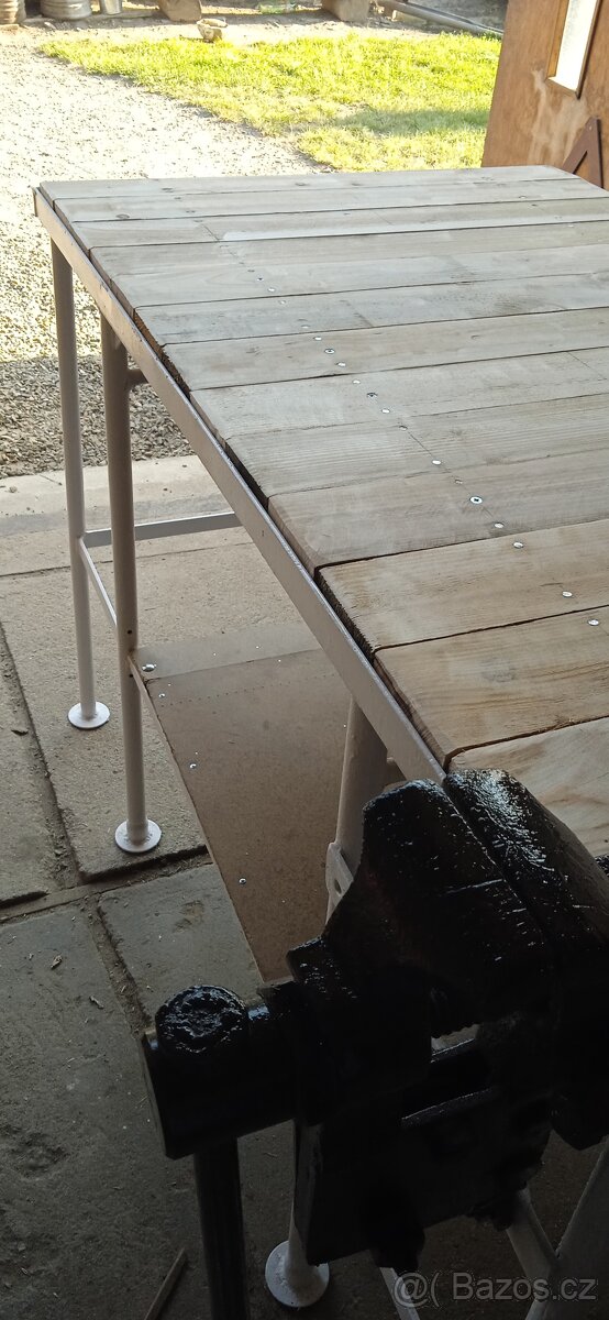 Prodám pracovní stůl - 8