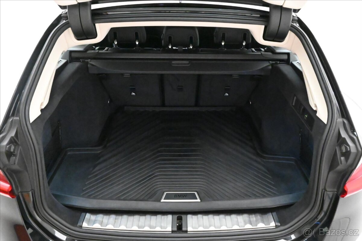 BMW Řada 3 2,0 320d 140kW Steptronic - 8