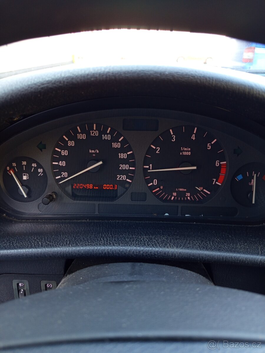 Bmw e36 318i - 8