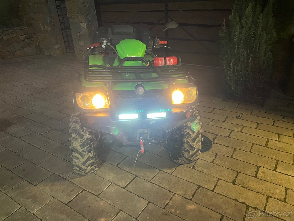 Prodám čtyřkolku Cf moto - 8