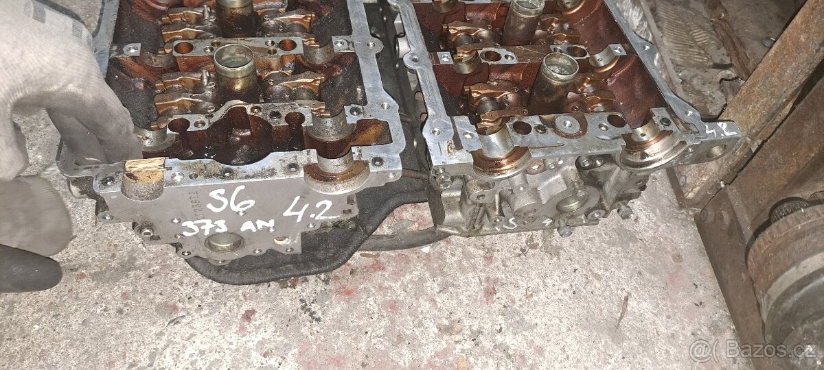 Hlava valcu audi 4.2i 3.7i A8 4D A8 4D S6 4B - 8