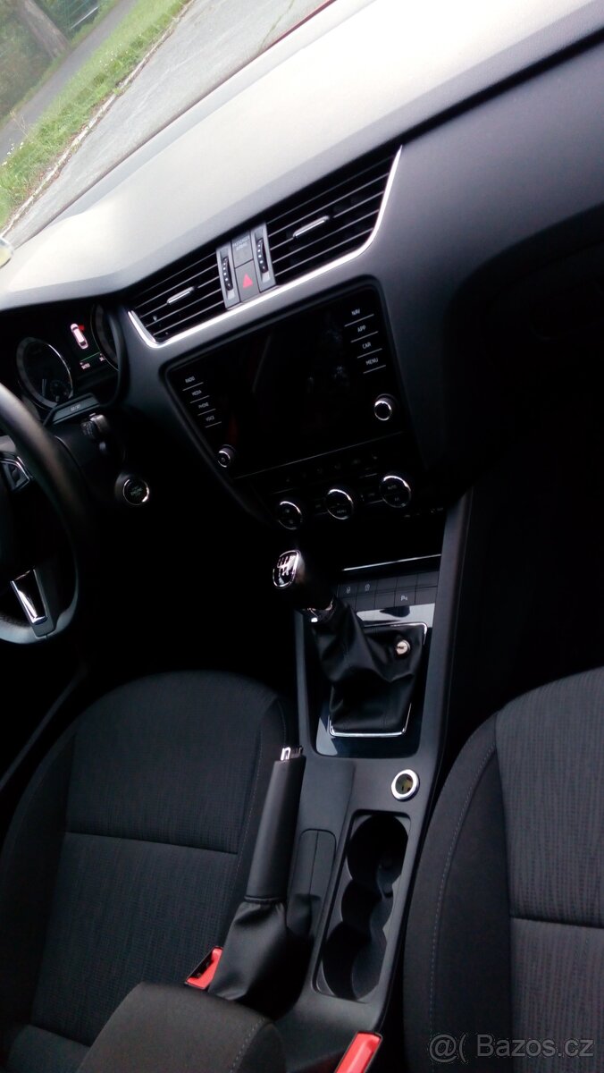 Škoda Octavia 3 combi - 8