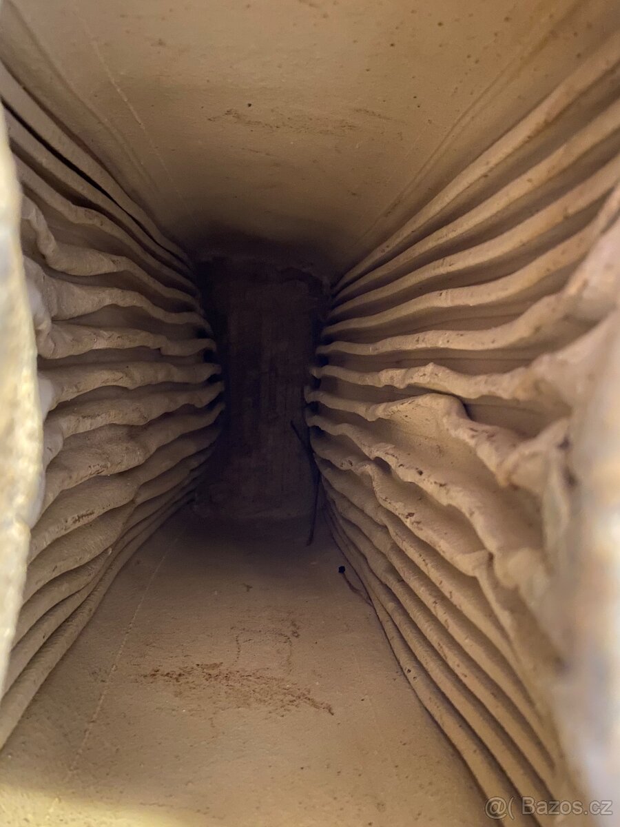 Hranatá keramická váza - 8