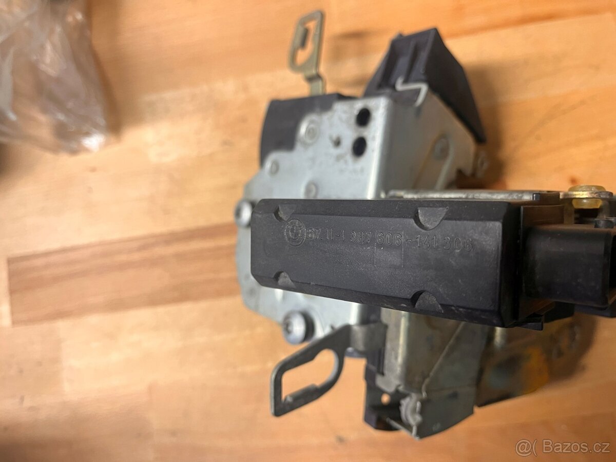 Náhradní díly E36 i nové - 8