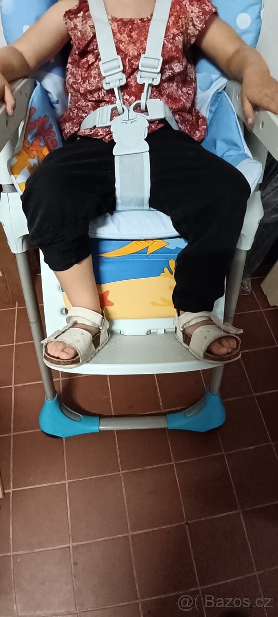 Jídelní polohovatelná židlička - 8