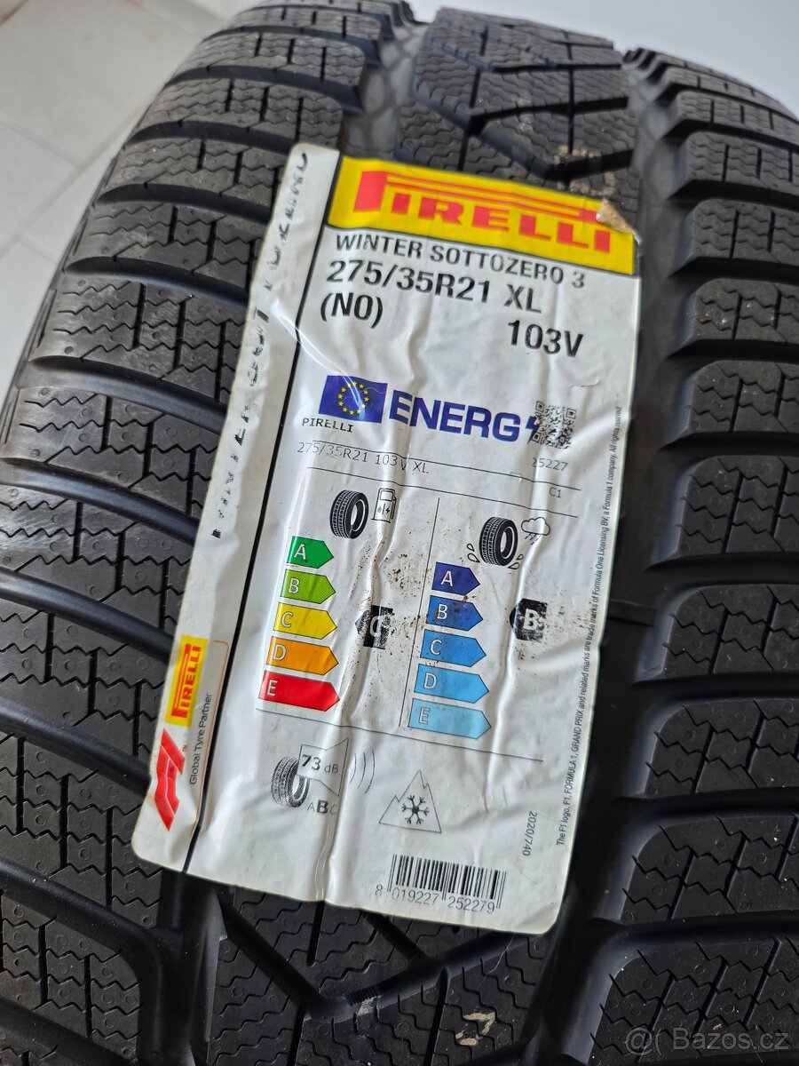 Orig. Tesla Model Y - Zimní Pirelli R21 - 8