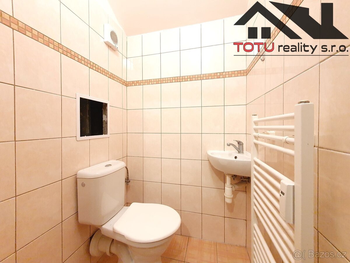 Pronájem bytu 3+1 70 m2, Náchod - 8