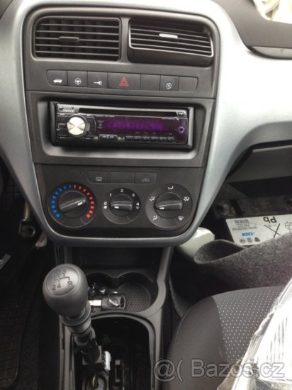 Fiat Grande Punto 1,2i 51kW 2011 - díly - 8