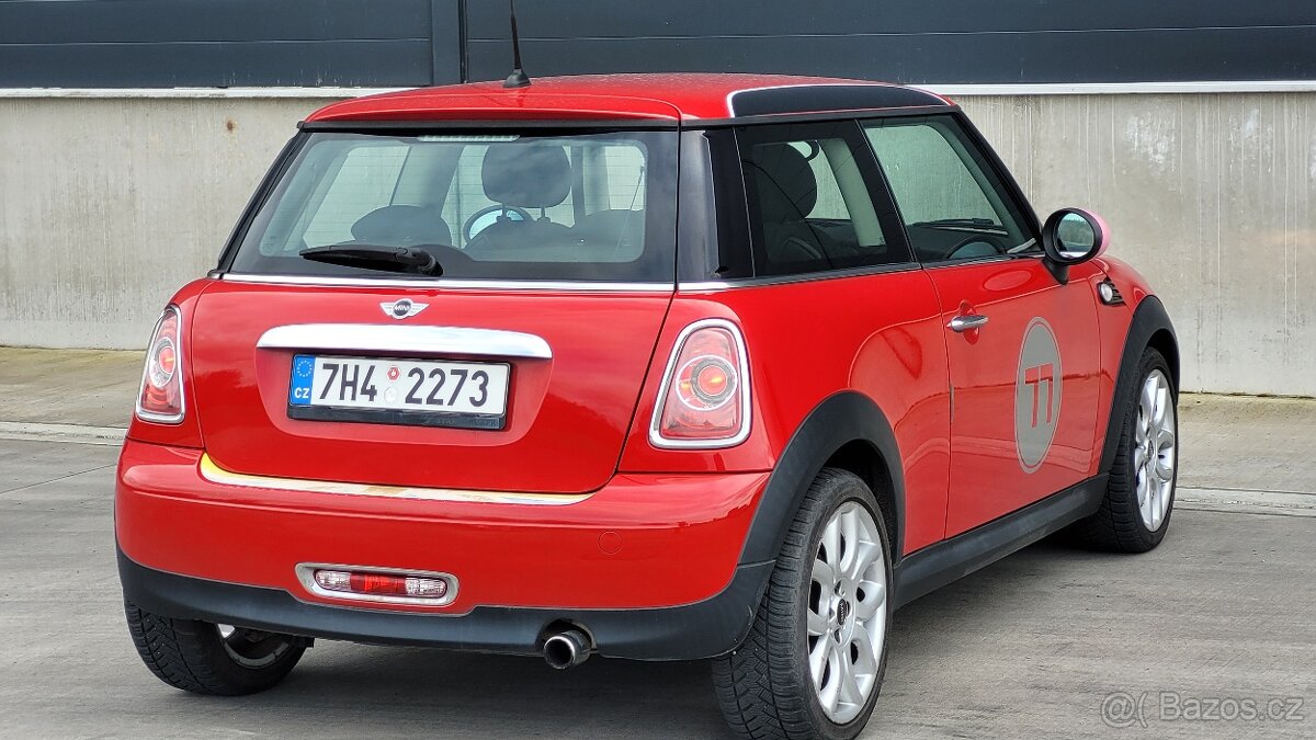 Prodám Mini One 1,6i - 8