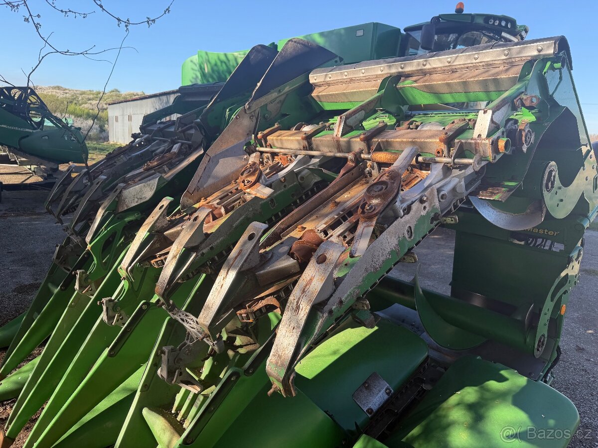 Kukurycny Adapter John Deere 8 radek - 8