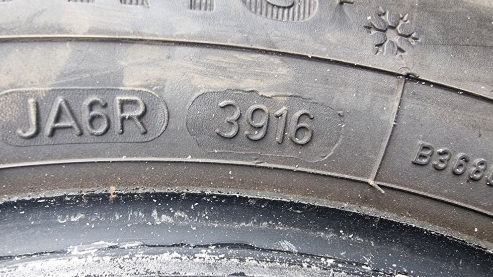 Zimní pneu 165/65/15 Dunlop - 8