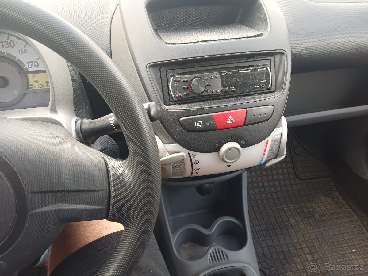 Citroen C1 1.0i 50 kW rv 2005 - 8