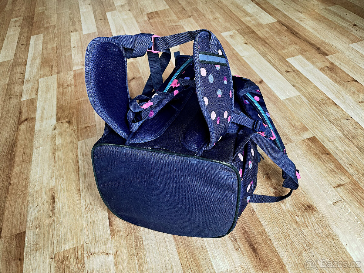 Zdravý školní batoh Coocazoo Mate - 8