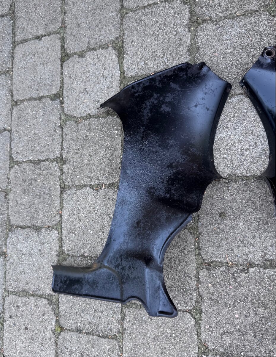 ČZ 125 175 250 - podsedlové plechy - 8