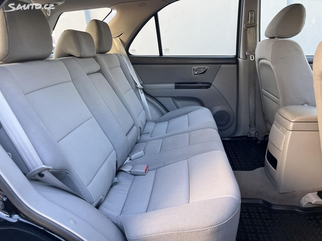 🚗 Kia Sorento EX 2.5CRDi 4x4 NAVI TAŽNÉ ALU - 8