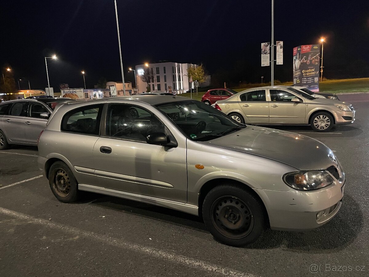 Nissan Almera 1.5 72 KW, R.2005. Najeto 150 tis km - 8