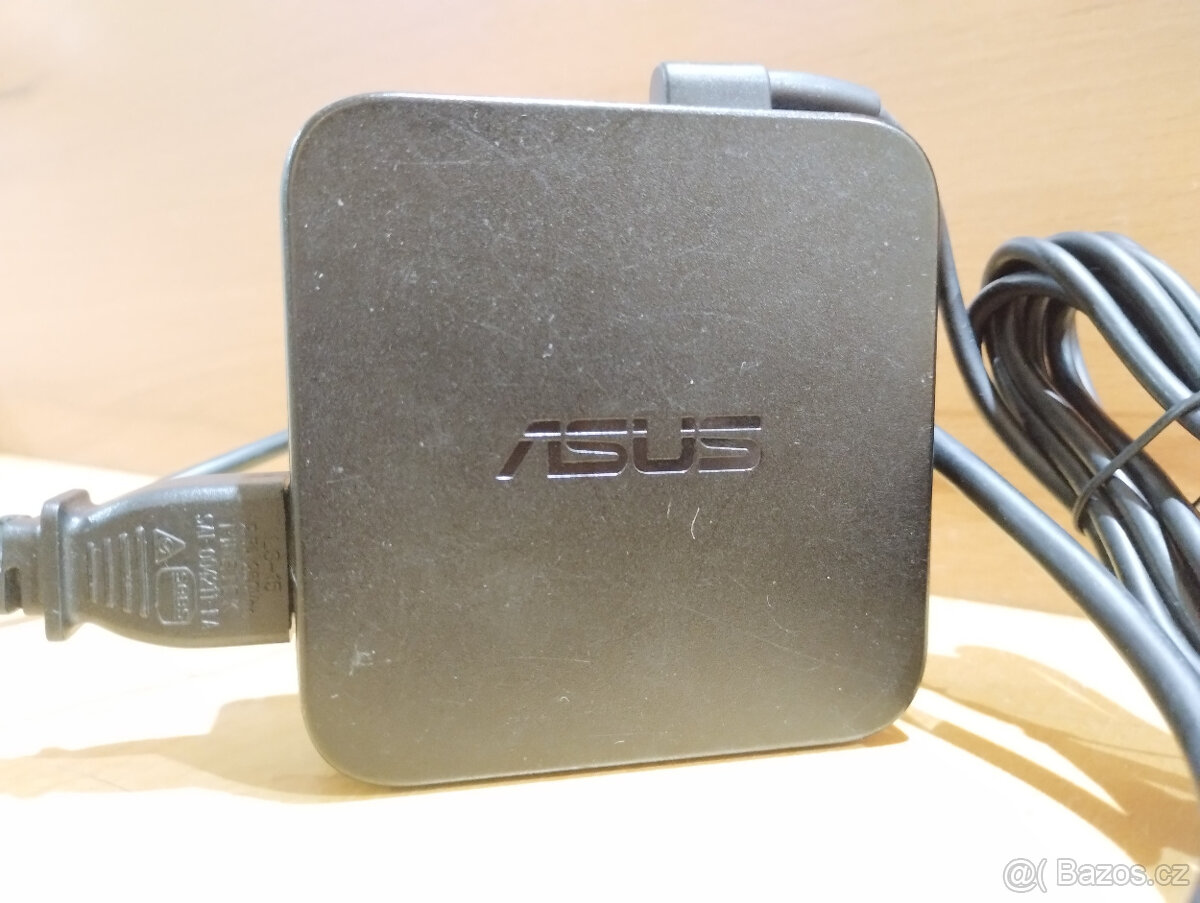 Mini PC Intel NUC 11 i3-1115G4 BEZ RAM a SSD, perfektní stav - 8