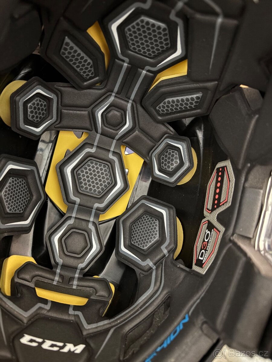 Hráčská výstroj - 8