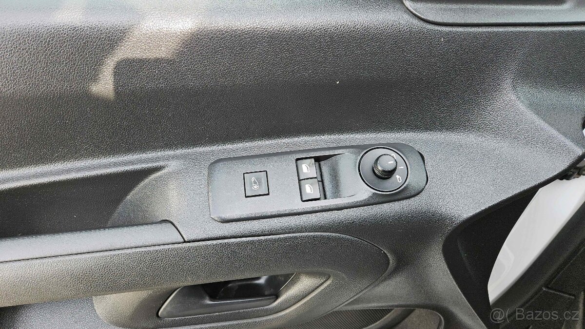 CITROEN BERLINGO 1.5 HDI XL L2 75 - 8