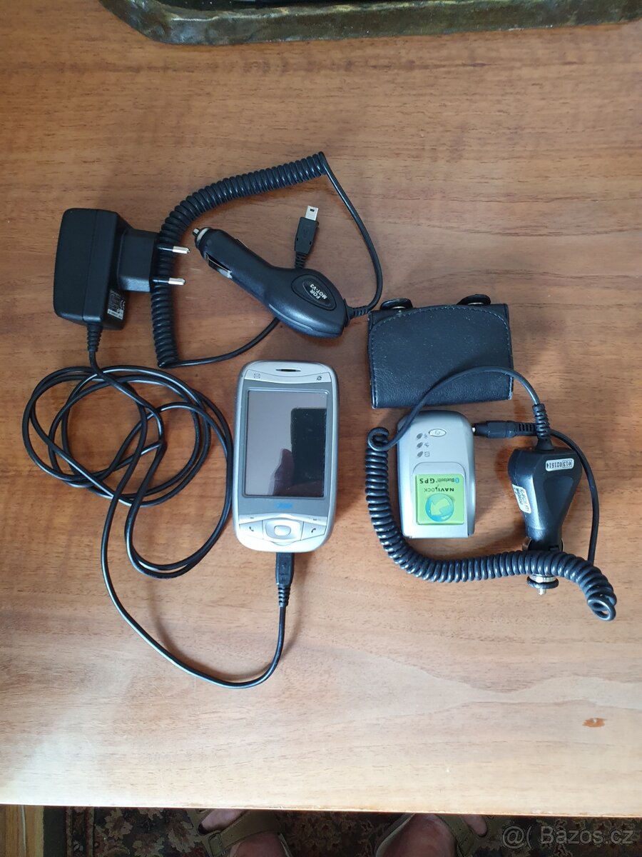 Stolní telefony - 8