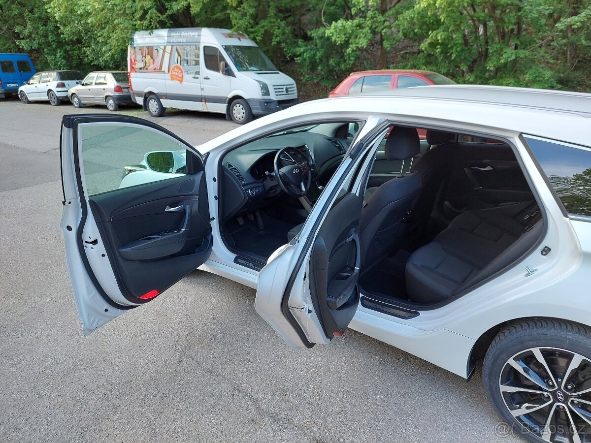 Hyundai I40 1.7 CRDi, combi, rok 2016...odpočet DPH... - 8