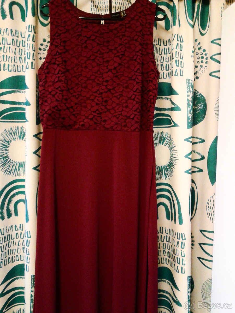 Dlouhé společenské šaty s páskem 40/42 - 8