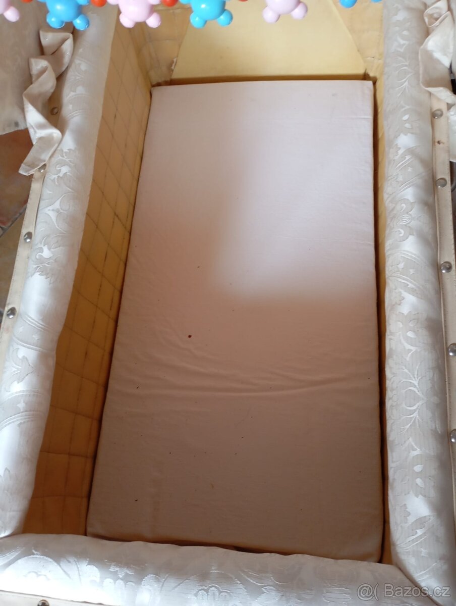 Retro kočárek na dítě - 8