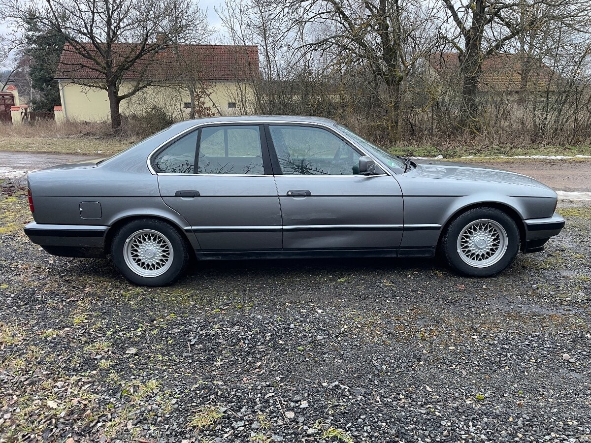 BMW e34 520i m50b20 - 8