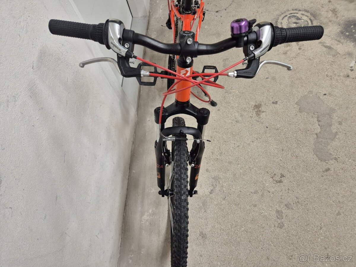 Výborně vybavené dětské kolo SUPERIOR PAINT XC 24: 8-13 let - 8