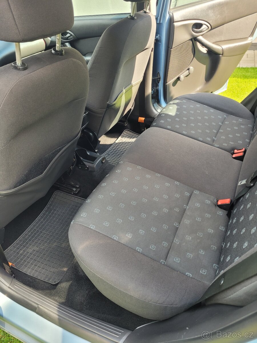 Prodam Ford focus combi 1.8.TDDI 66kw r.v 2005.Posledni výro - 8