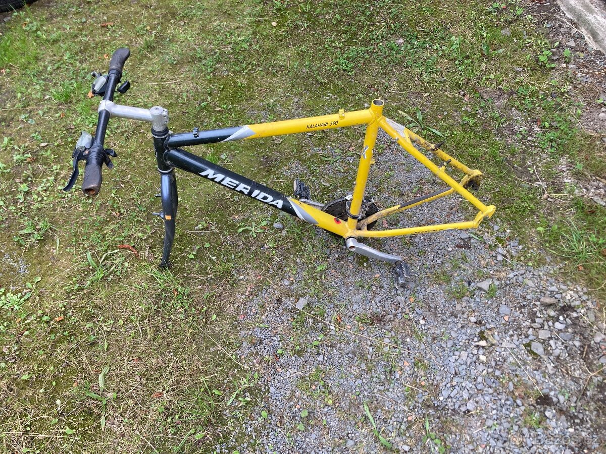 rám na kolo + obě dvě kola - 8