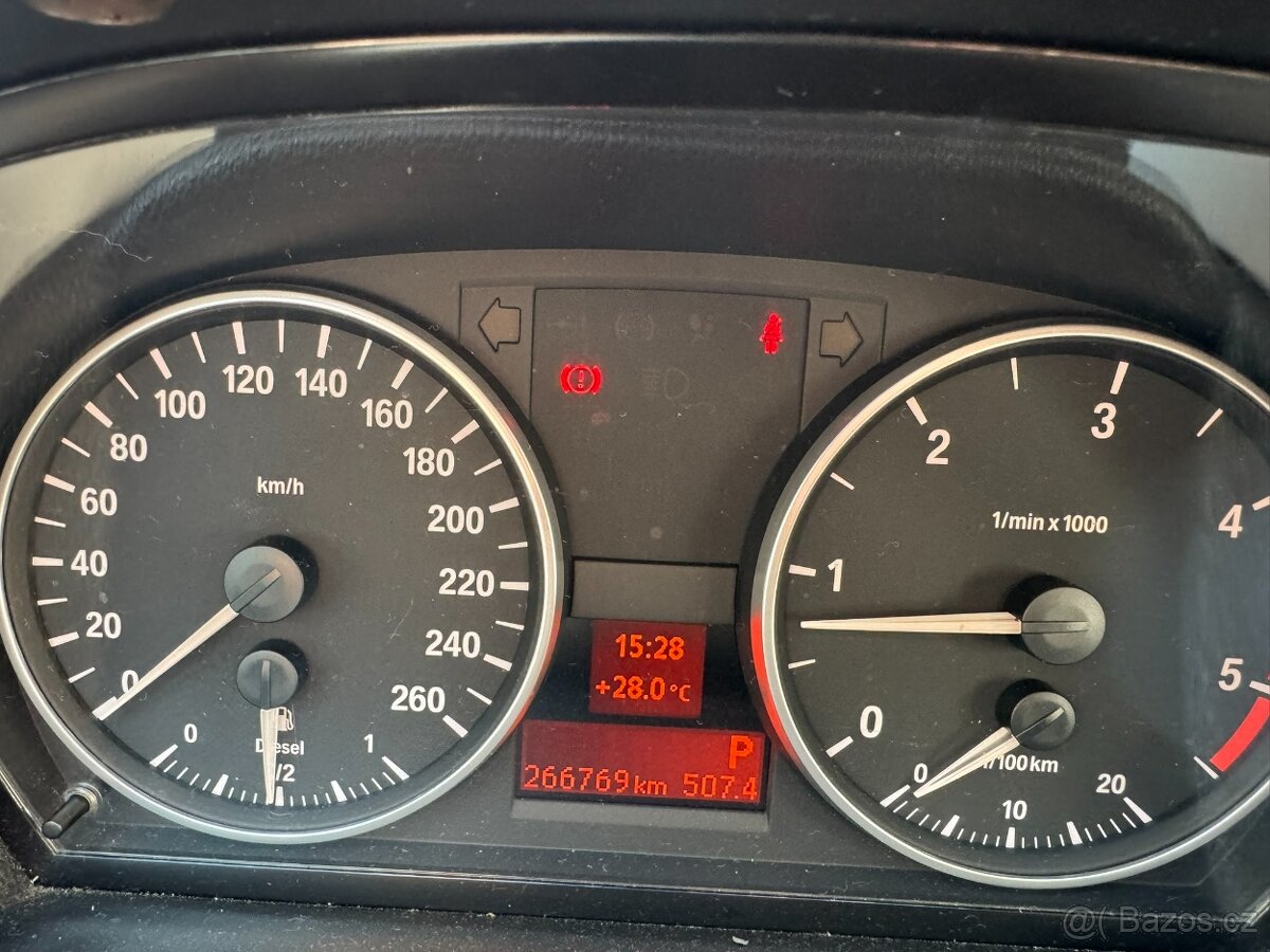 BMW E91 320d 120kw - 8