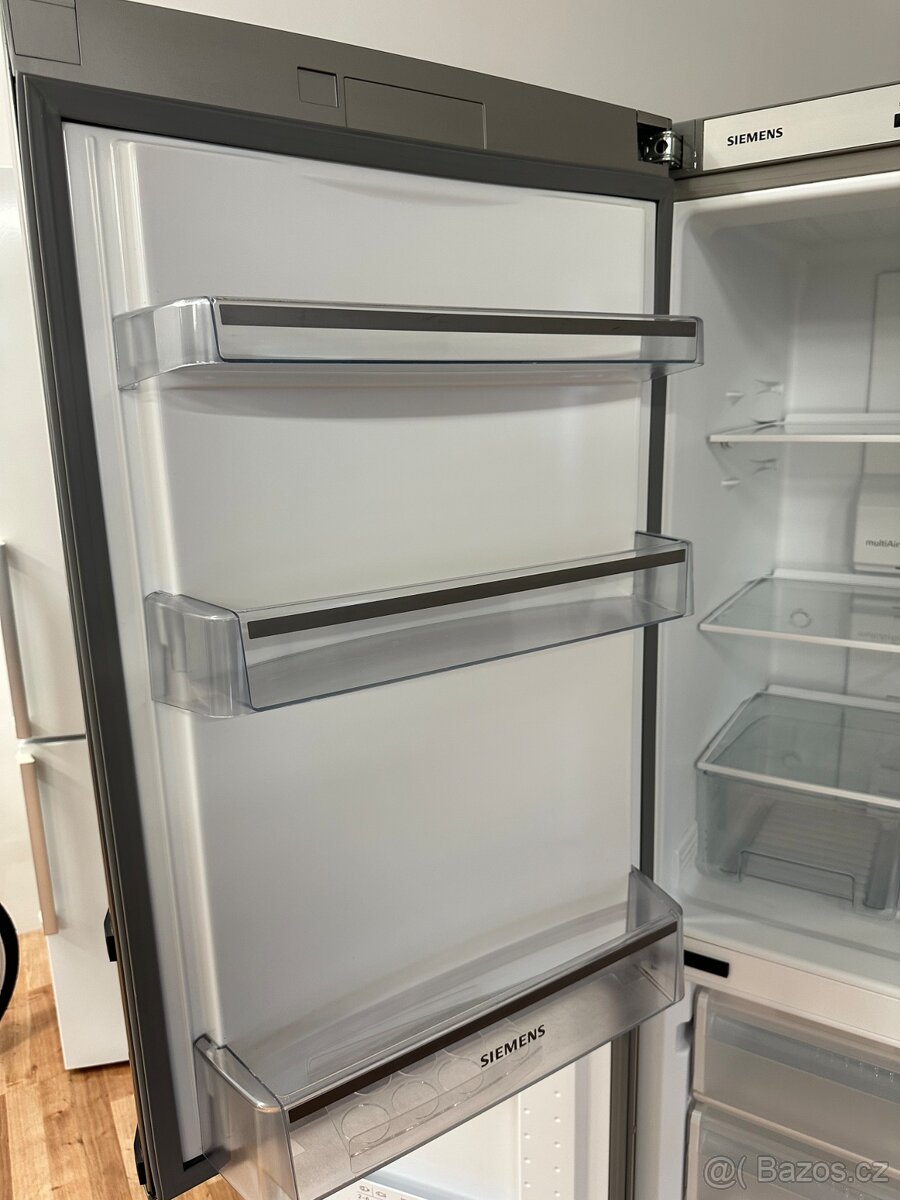 Lednice s mrazákem Siemens (105) - 8