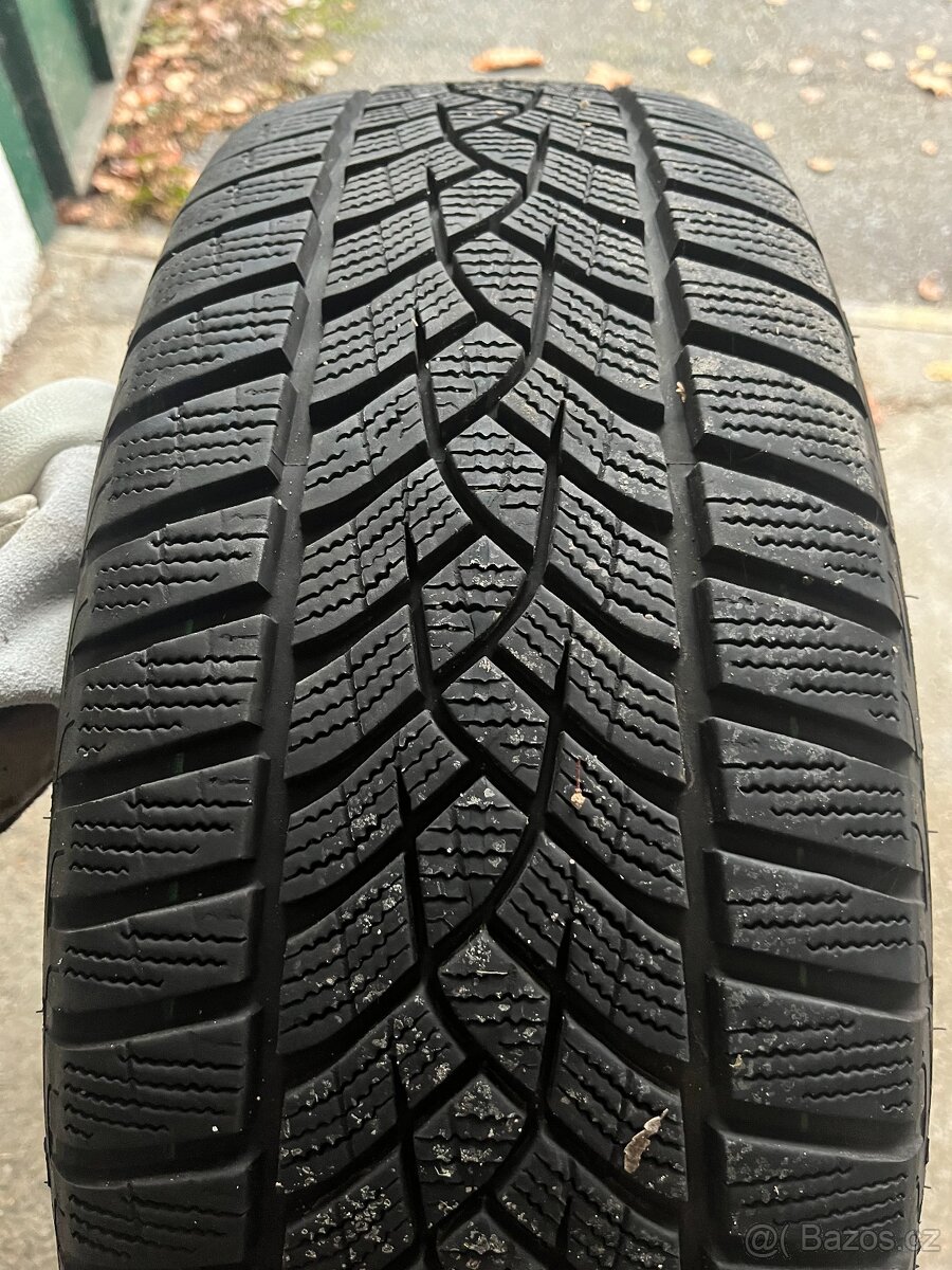 Zimní sada Alu kol Triton, 5x112 R17 - 8