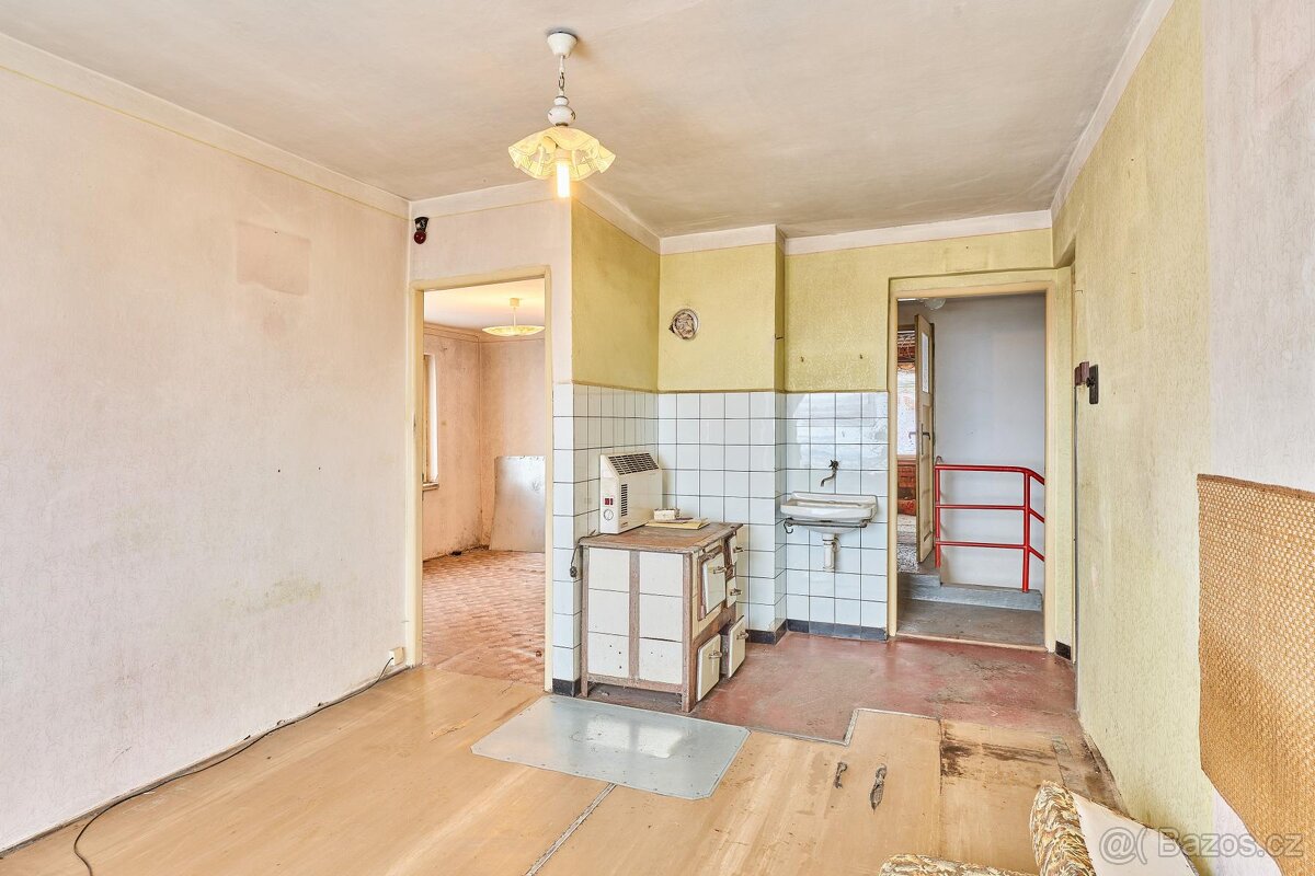 Prodej rodinného domu - Č. Kostelec - 8