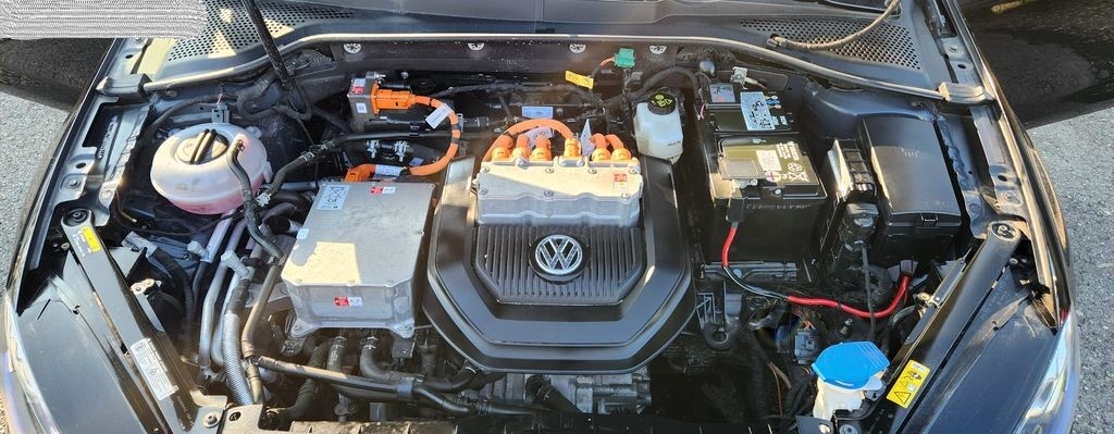 Volkswagen e-Golf, E-GOLF-TEPEL. ČERP. LED VÝHŘEV - 8