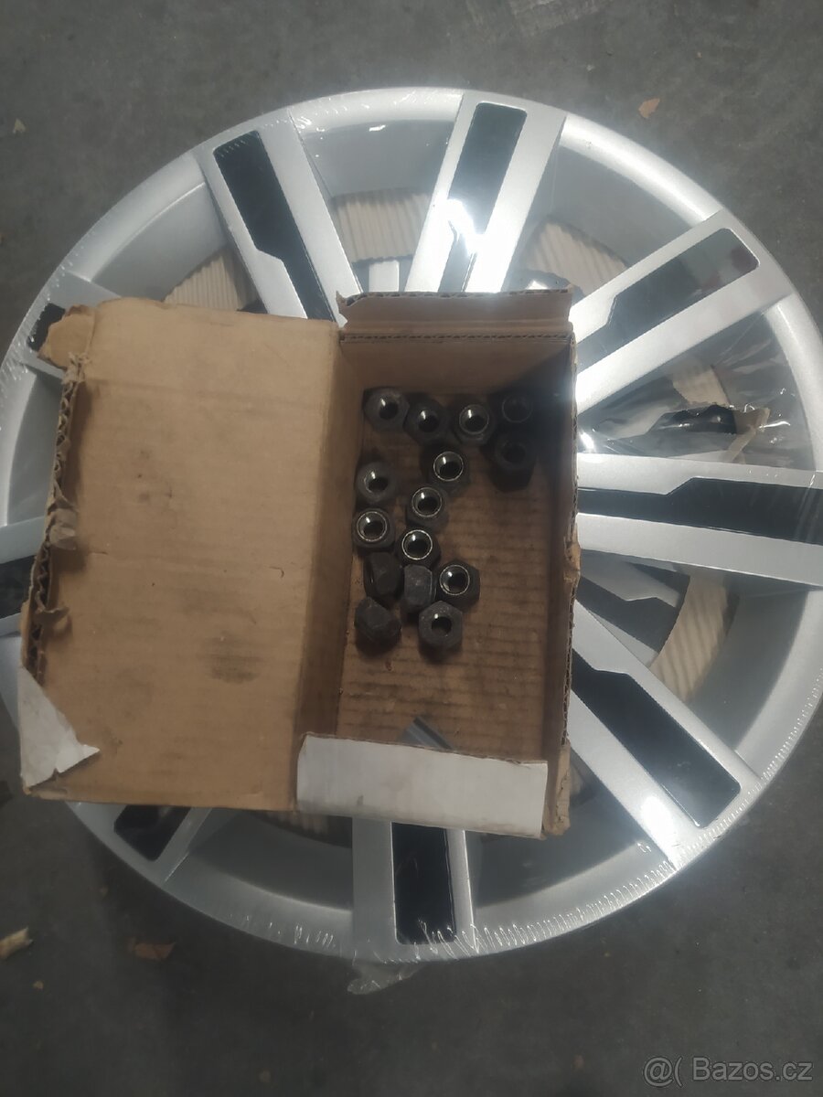 Toyota RAV4 Sada zimních kol 5x114, 3 225/65 R17 - 8