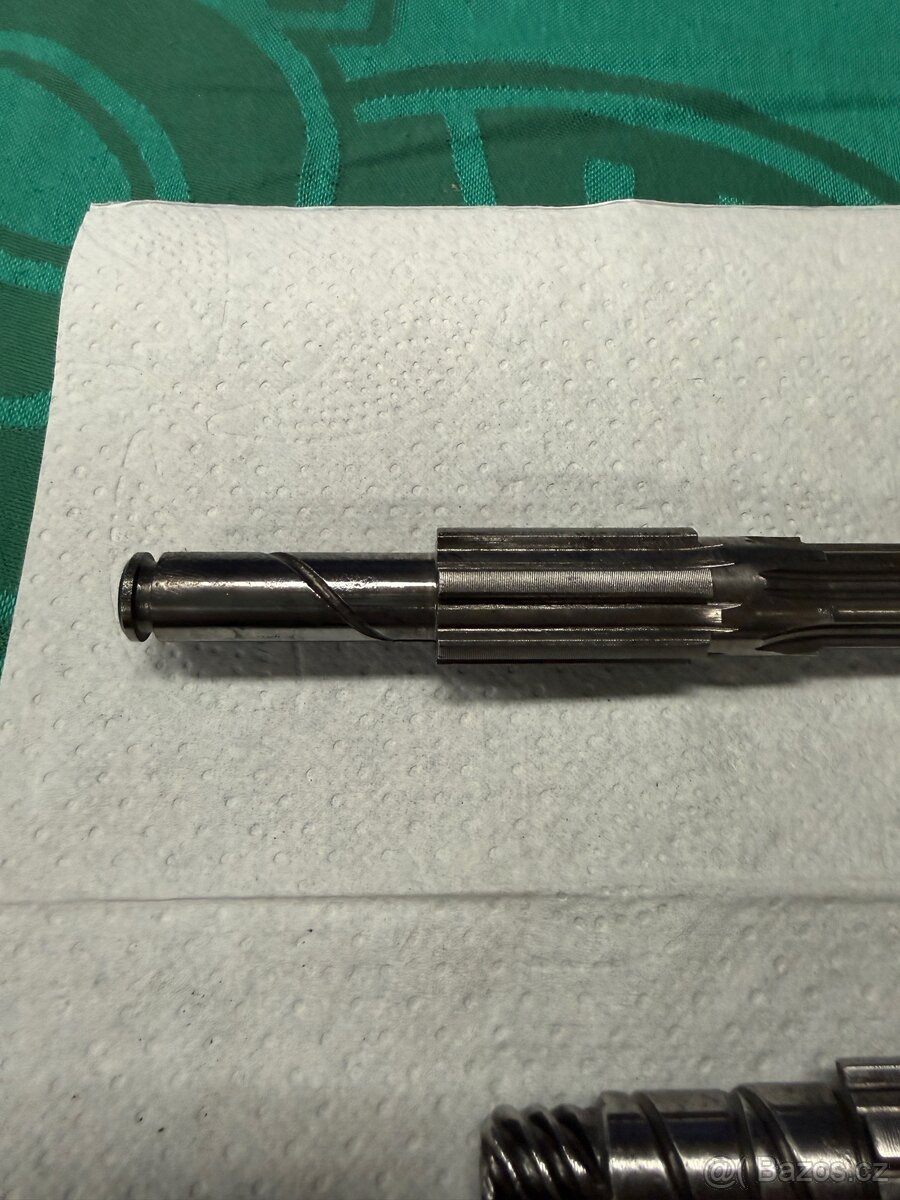 Jawa 500 OHC - díly převodovky 02 - 8