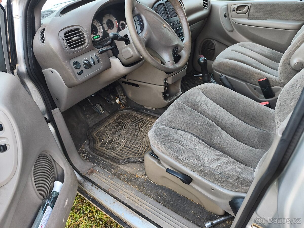 Chrysler Voyager 2.5 crd - 8