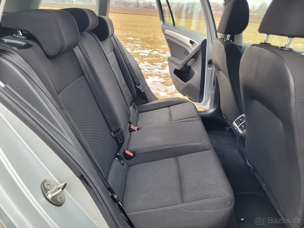 Volkswagen Golf Kombi - 8