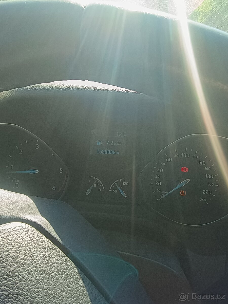 Ford Focus - 8