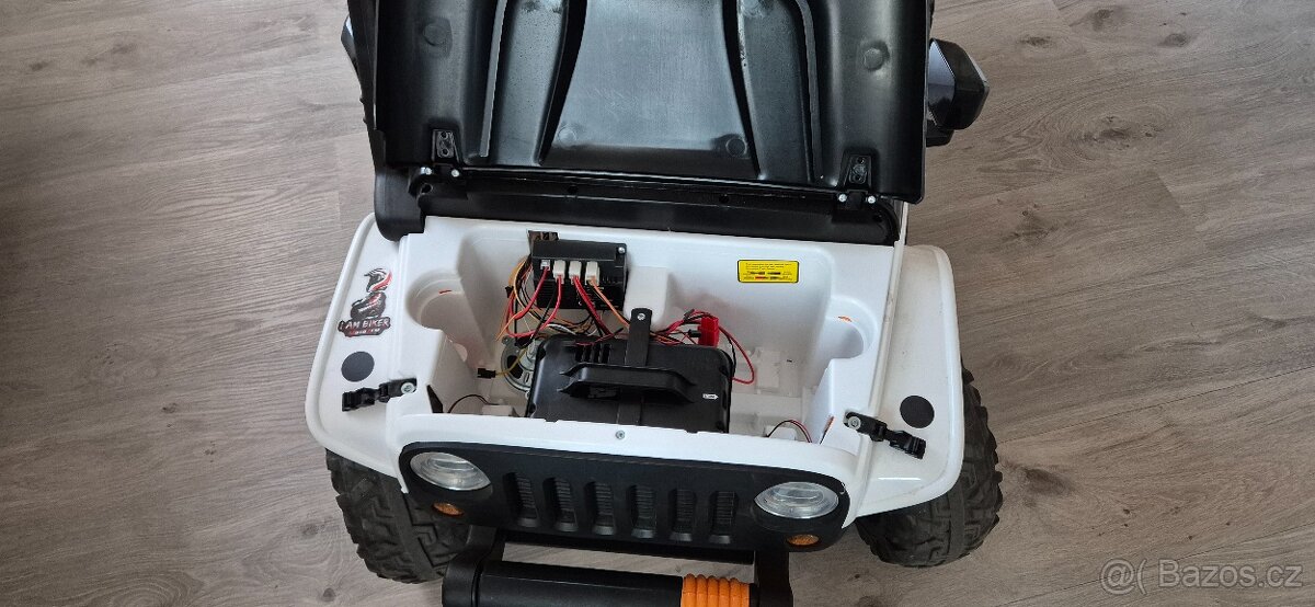Elektrické autíčko Jeep 4Speed 4x45W - 8