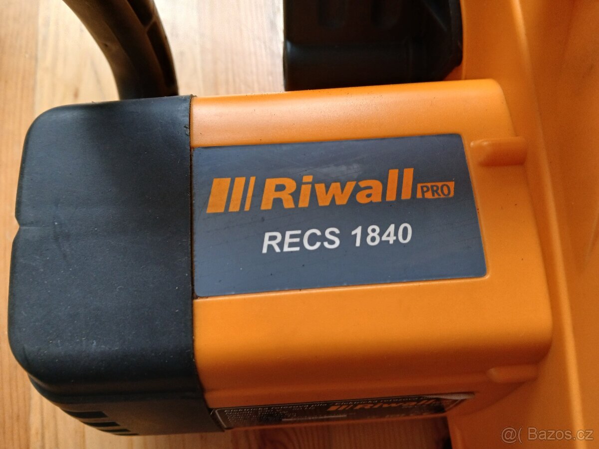 elektricka pila riwall recs 1840 - 8