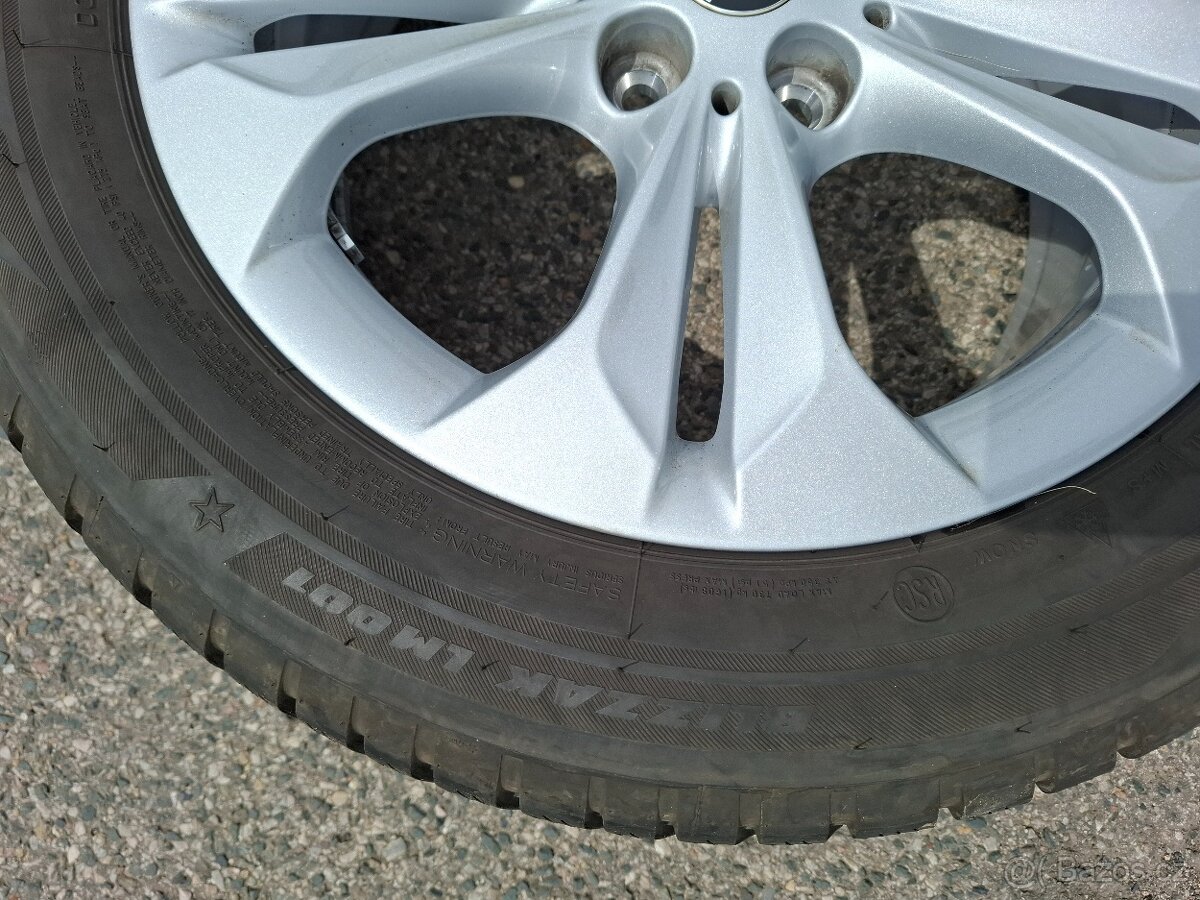 Original ZIMNÍ zánovní sada 17" BMW X1 style 564 - 8